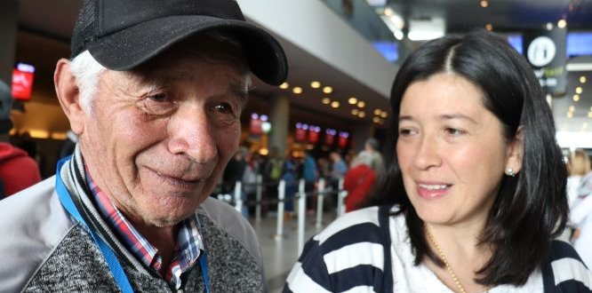 Alcaldesa Local acompañó a los viajeros hasta el Aeropuerto El Dorado