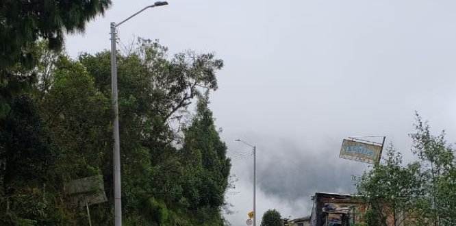 Alumbrado Público en la vereda Las Auras Alumbrado Público en la vereda Las Auras