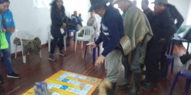 Actividad construyendo los retos de la política pública para las familias