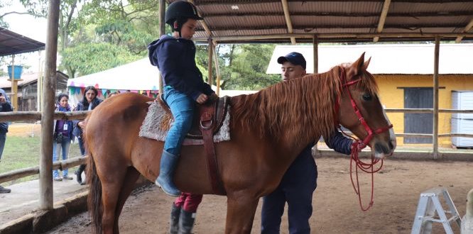 Sesión de valoración para niños con discapacidad