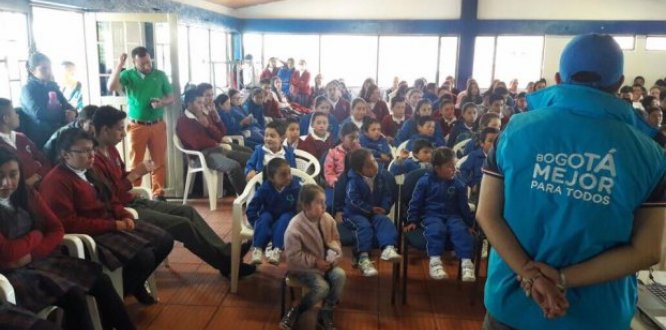 Jornada ambiental en la Localidad