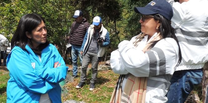 Plantatón presidida por la administración local, a la cual asistió la Personera Distrital