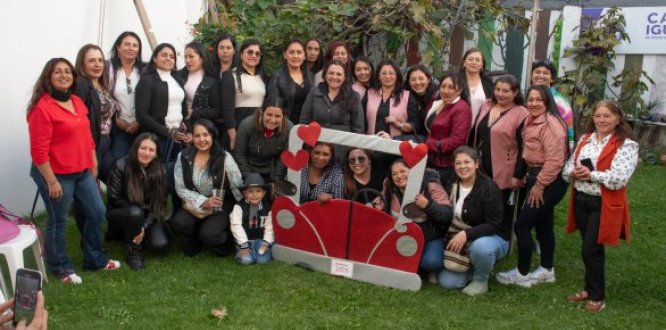 Curso de conducción "Más mujeres seguras"