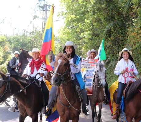 Inicio de la feria con la tradicional cabalgata